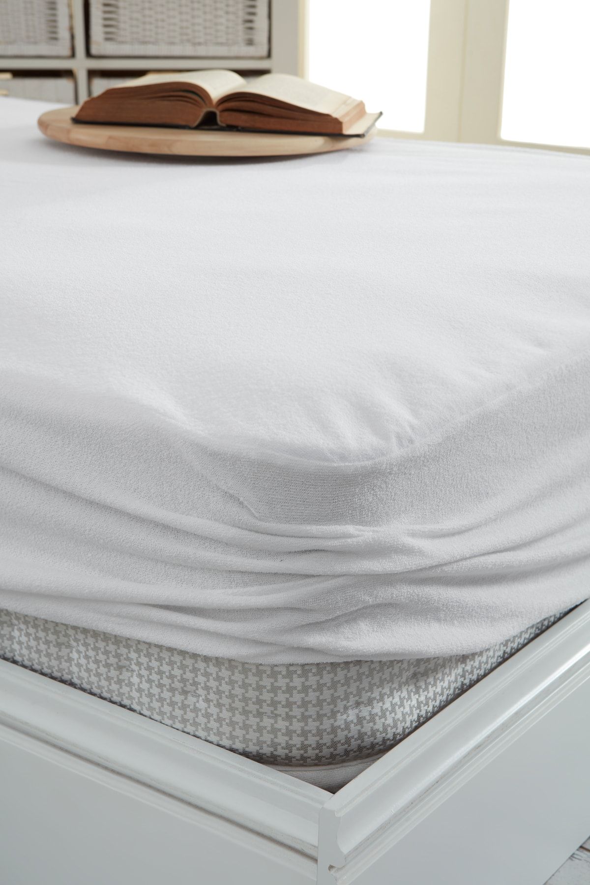 Micro Fitted Full Kenar Su Sıvı Geçirmez Yatak Koruyucu Alez Çarşaf Beyaz